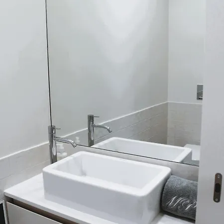 Apartment Beachside 2 Bd | Balcony | Ac Vila Nova de Gaia